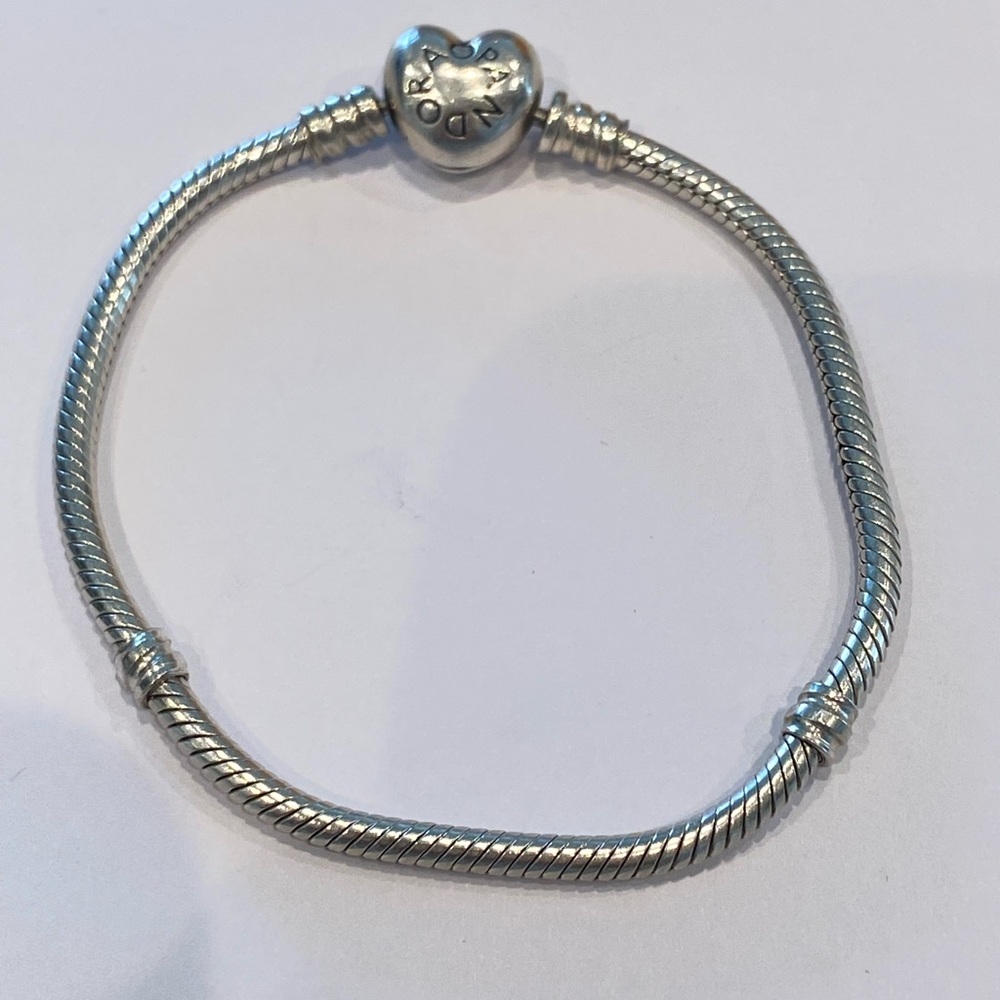 Pandora Moments Heart Clasp Snake Chain Silver Bracelet 7”